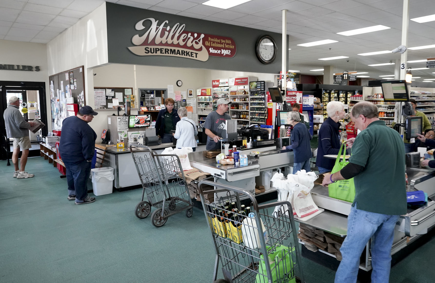 Grocery expansion comes to the burbs
